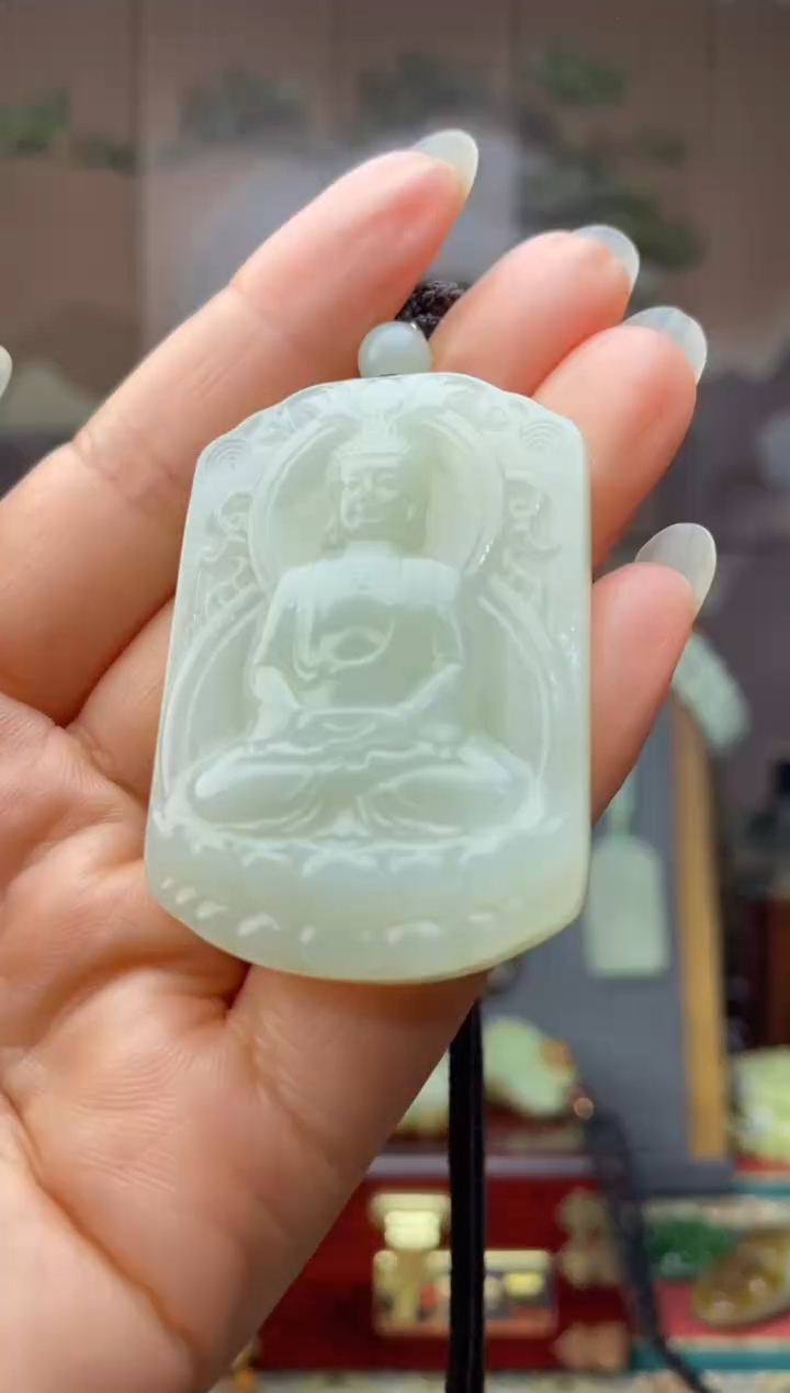 颈饰未镶嵌和田玉拍一发一