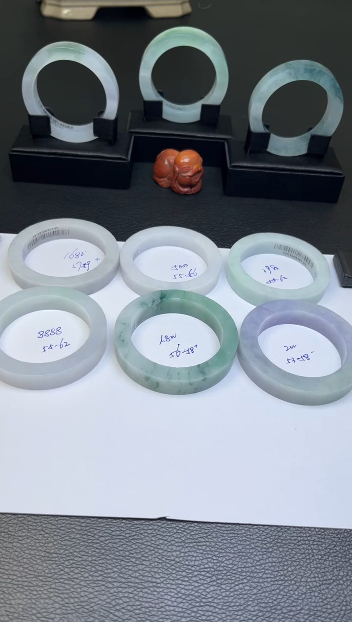 【闪购商品】翡翠手镯未镶嵌手镯