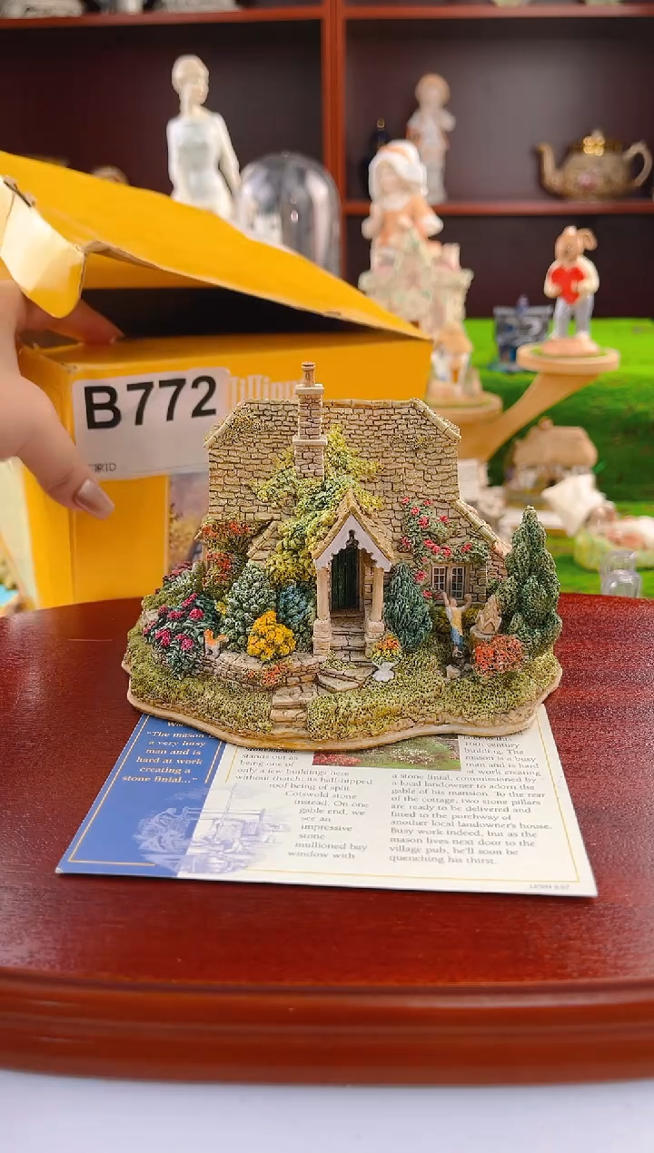 【闪购商品】紫砂茶宠中古小房子