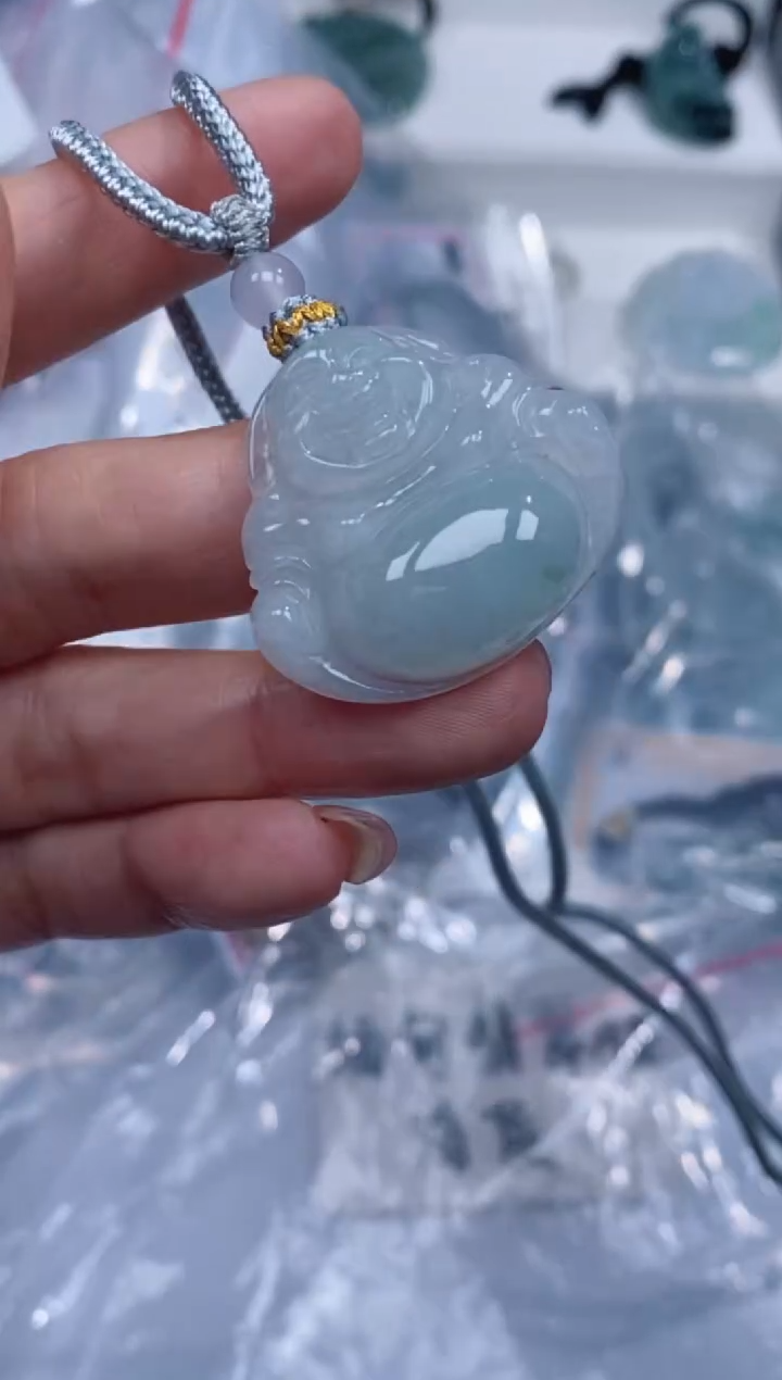 颈饰未镶嵌翡翠吊坠