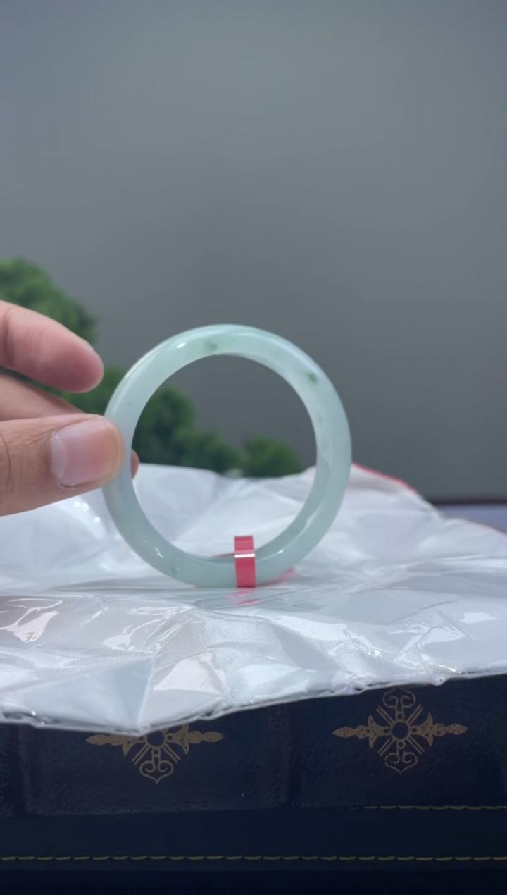 【闪购商品】翡翠手镯未镶嵌手镯12