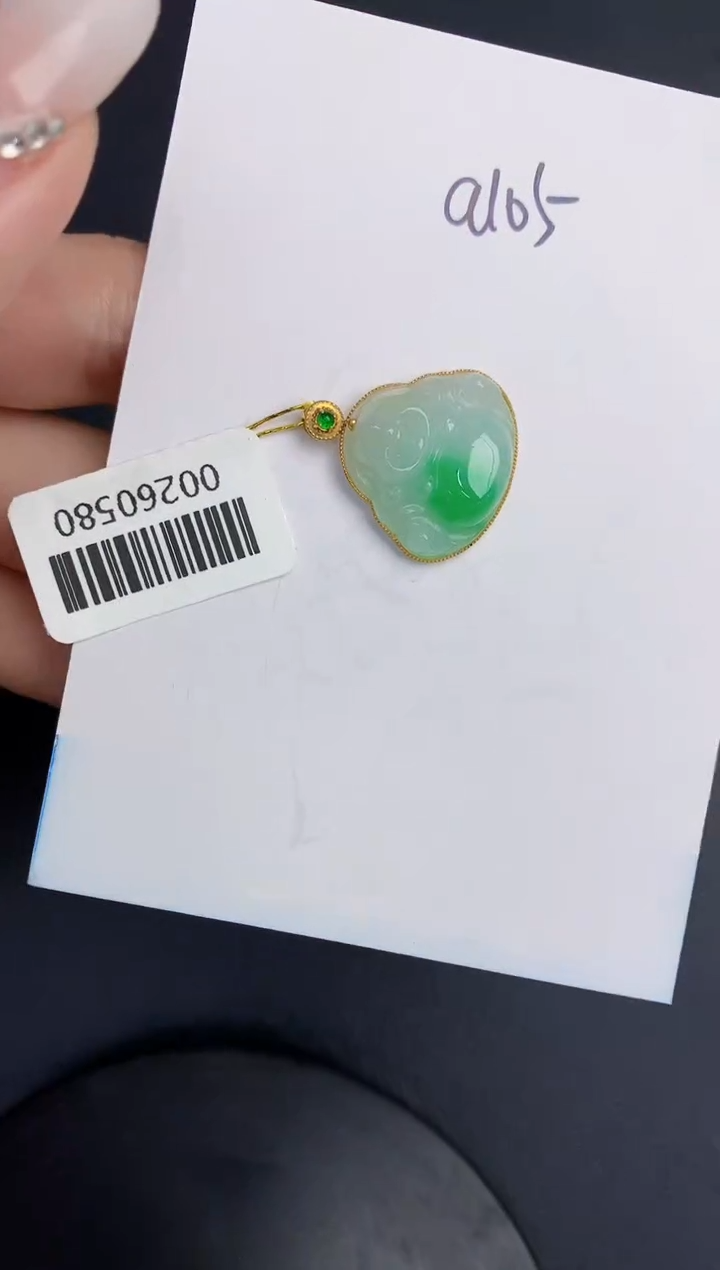 【闪购商品】翡翠颈饰18K金镶嵌000000000000