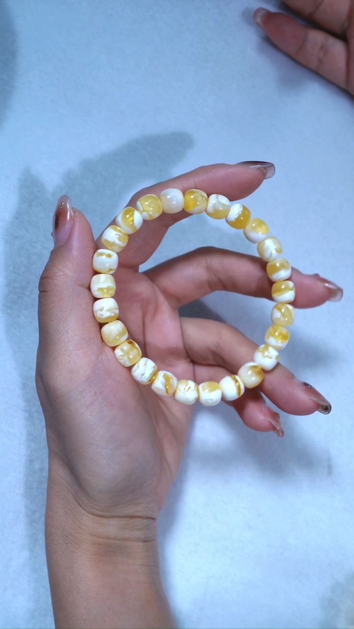 【闪购商品】蜜蜡手链未镶嵌典藏级8.5mm金漆瓷白妖孽溶洞