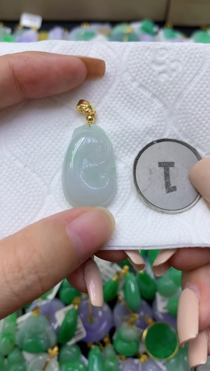 颈饰未镶嵌翡翠天然缅甸翡翠A货