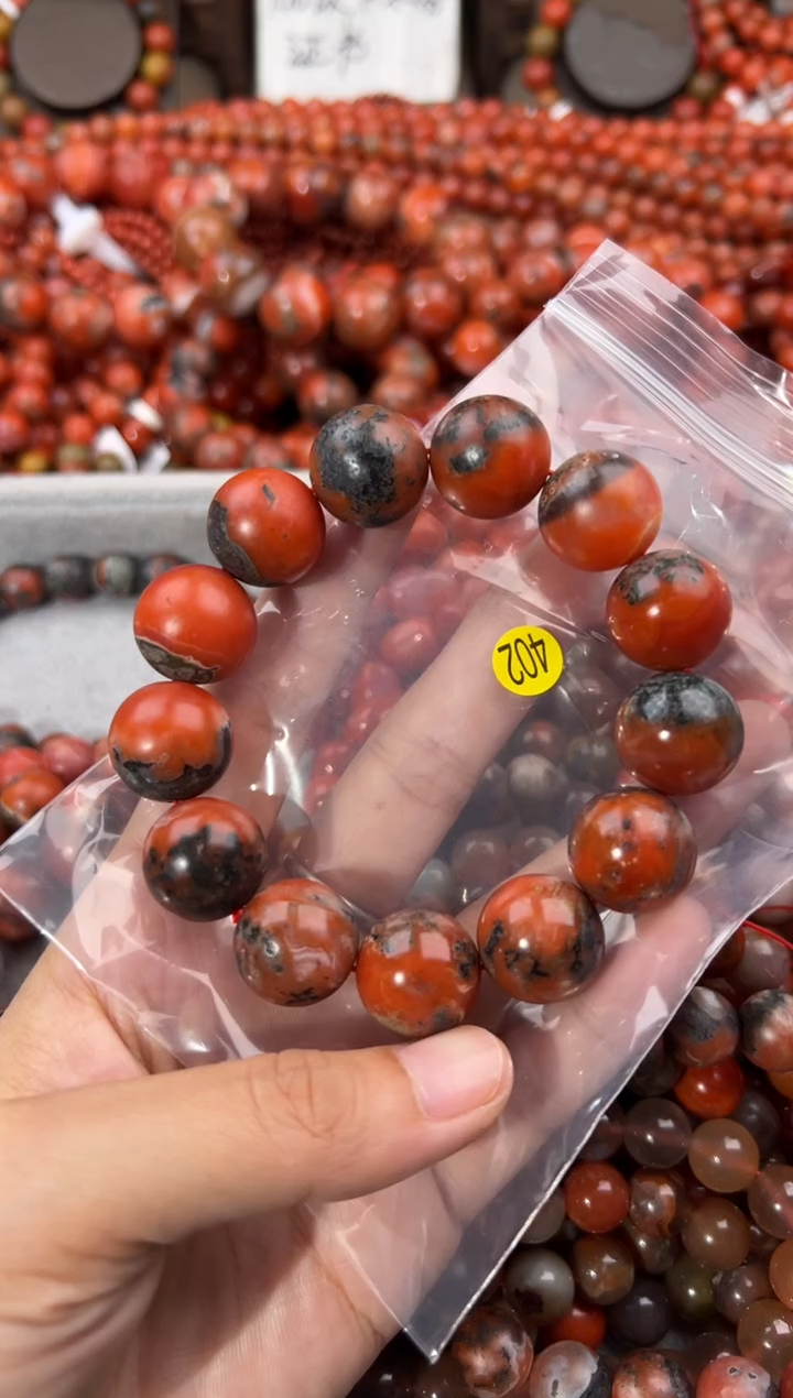 南红玛瑙手串未镶嵌一***老17+