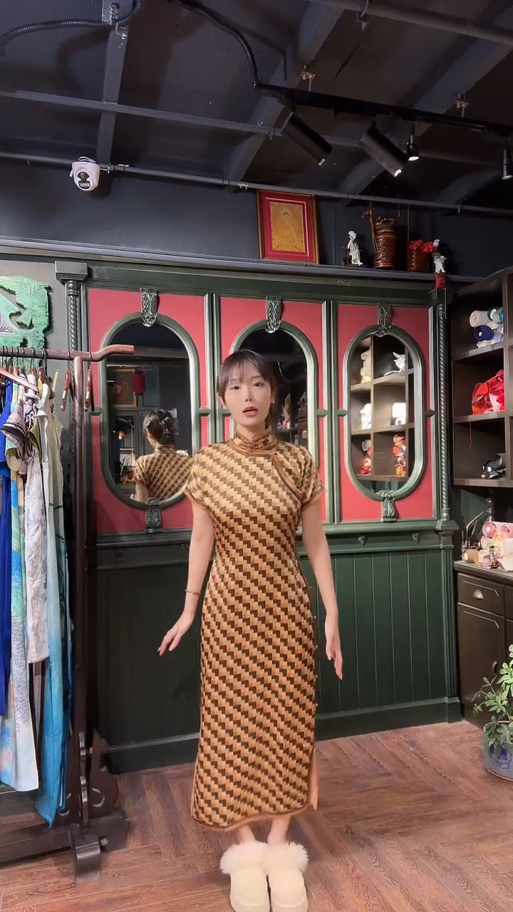 【现货】金色棱形格旗袍
