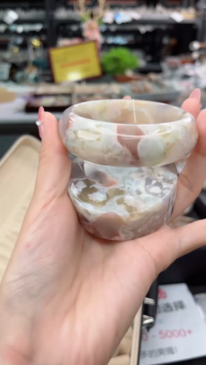 【闪购商品】石英质玉手镯未镶嵌60圈口（赠品镯心）3330340