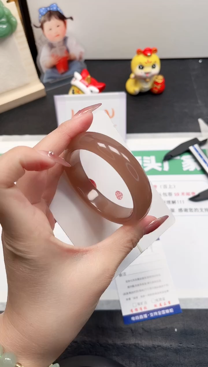 【闪购商品】石英质玉手镯未镶嵌109-56