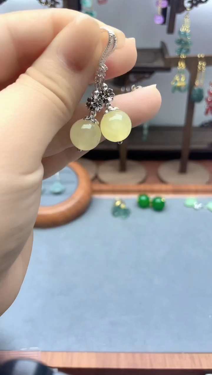 银S925镶嵌和田玉耳饰227000