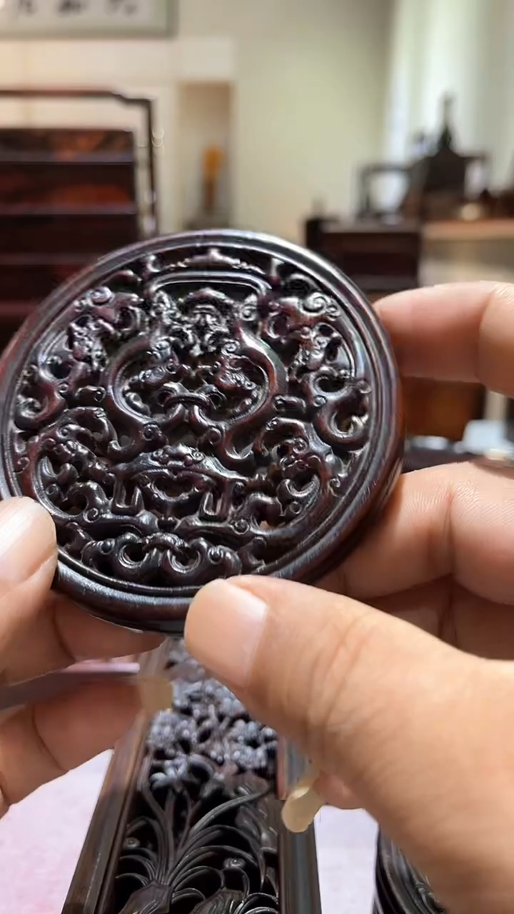 木精品木雕精工细作其一