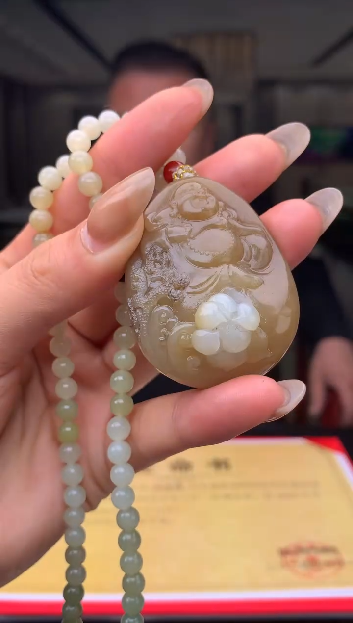 【闪购商品】定制和田玉Boss阳天然和田玉（拍一发一）
