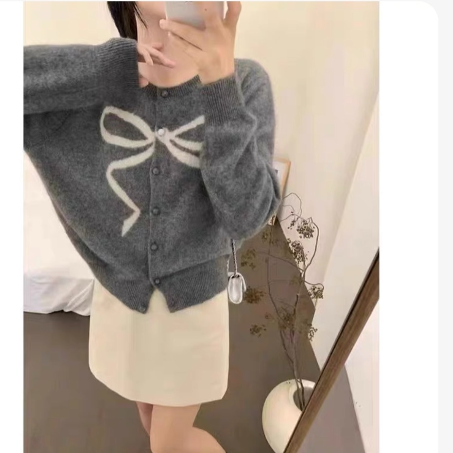 浣熊针织开衫外套