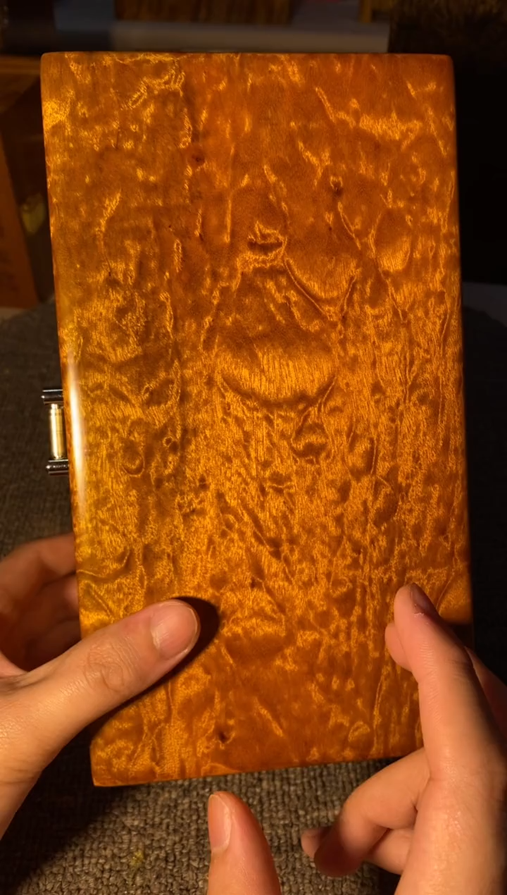 【闪购商品】金丝楠木艺金丝楠首饰盒F3