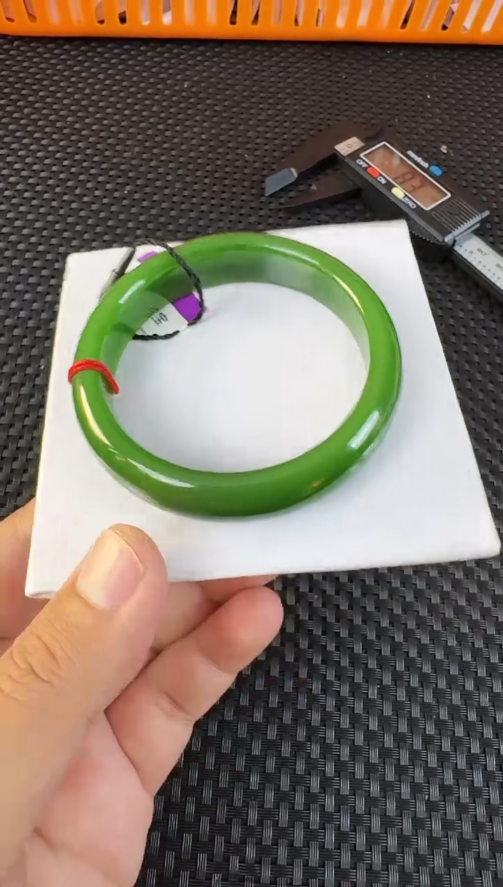 【闪购商品】和田玉（碧玉）手镯未镶嵌约58MM