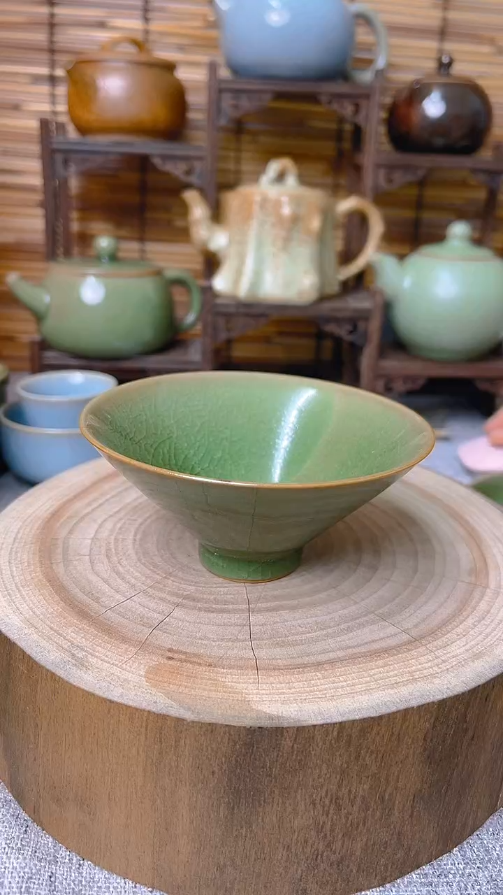 【闪购商品】瓷片原生态原矿葱绿斗笠