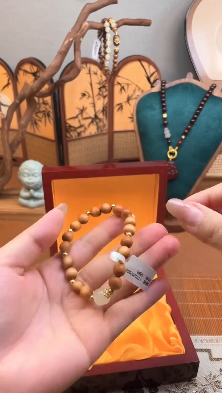 柒月手串撤柜链接（多样性发其一）￥