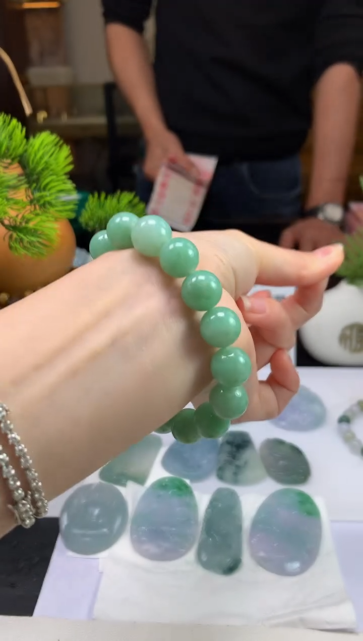 未镶嵌定制翡翠L****鎮---121111