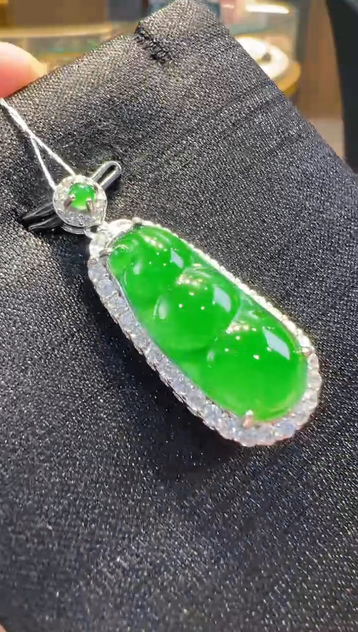 【闪购商品】翡翠吊坠(不含链)银S925镶嵌               