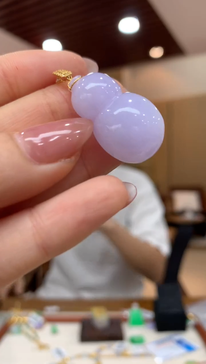 吊坠(不含链)18K金镶嵌翡翠葫芦