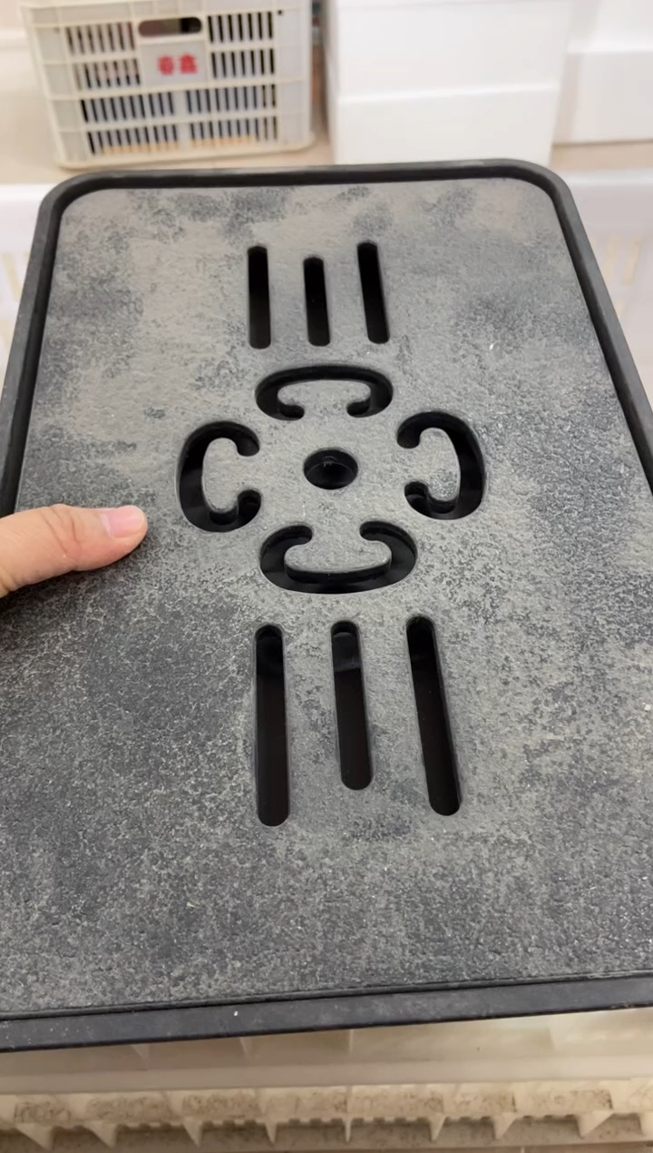 无运费险有瑕疵的摄影的产品有使用过的痕迹有点脏介意勿拍