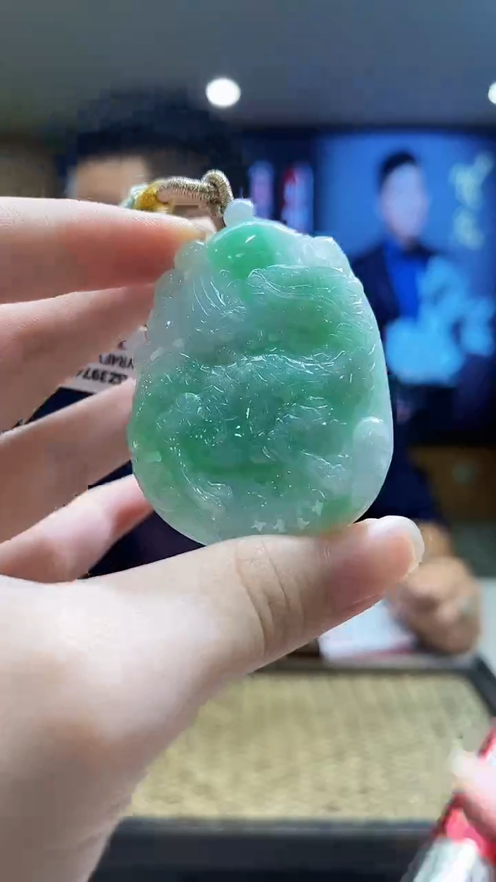 颈饰未镶嵌翡翠MFC090967