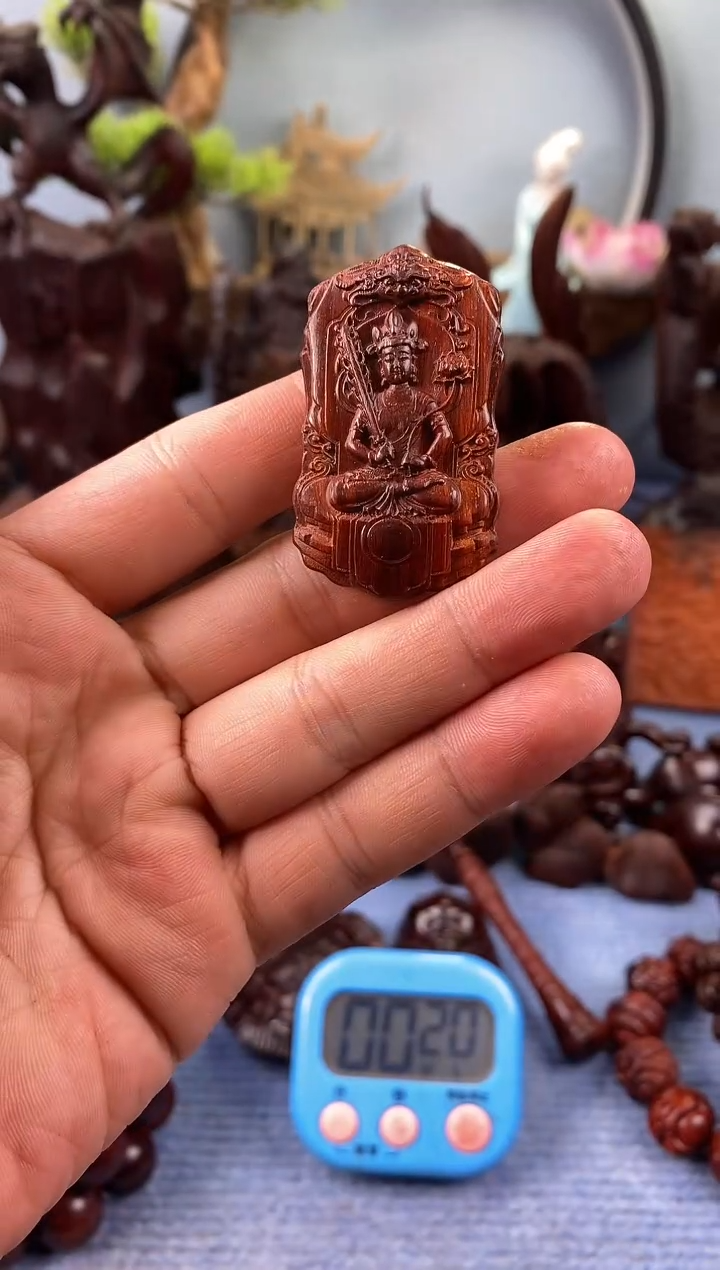 檀香紫檀（小叶紫檀）流**黄牌子