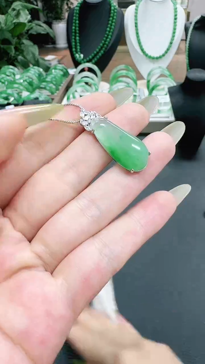 未镶嵌1石英质玉（非洲翠）/7855