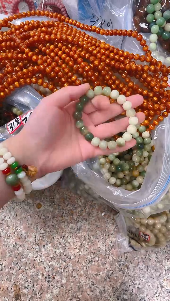 菩提根/象牙果吊坠苹果单圈颜色随机一条