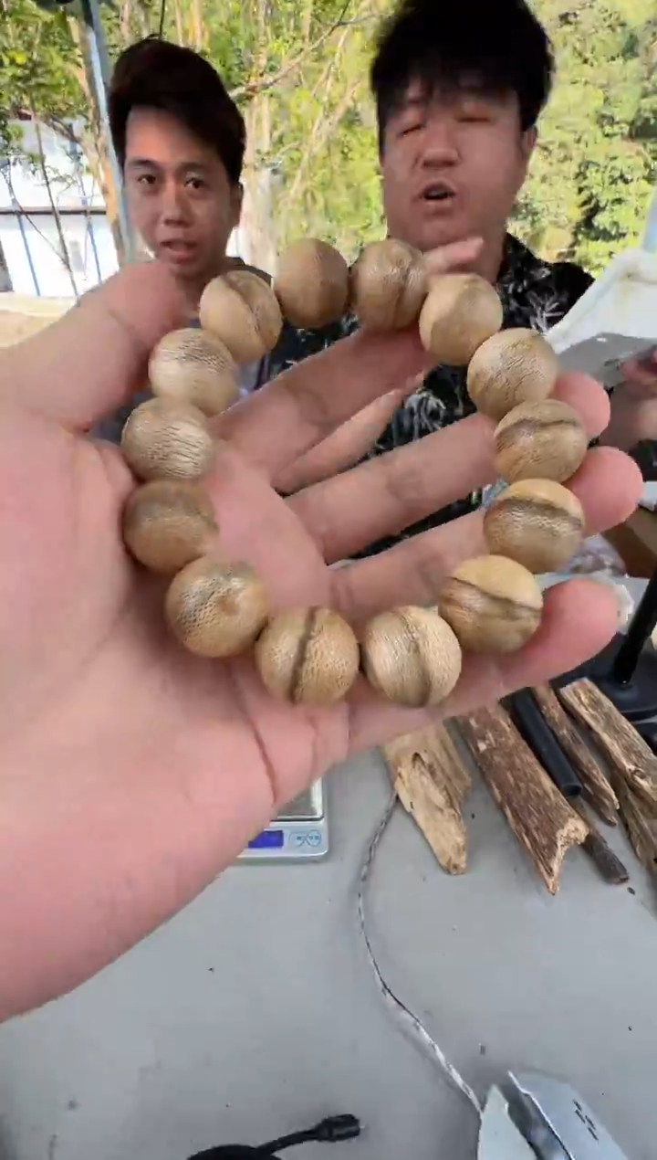 沉香沉香枕海南天然野1.6圆珠单圈多样性发一