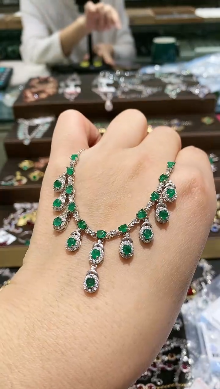 【闪购商品】祖母绿颈饰银S925镶嵌项链