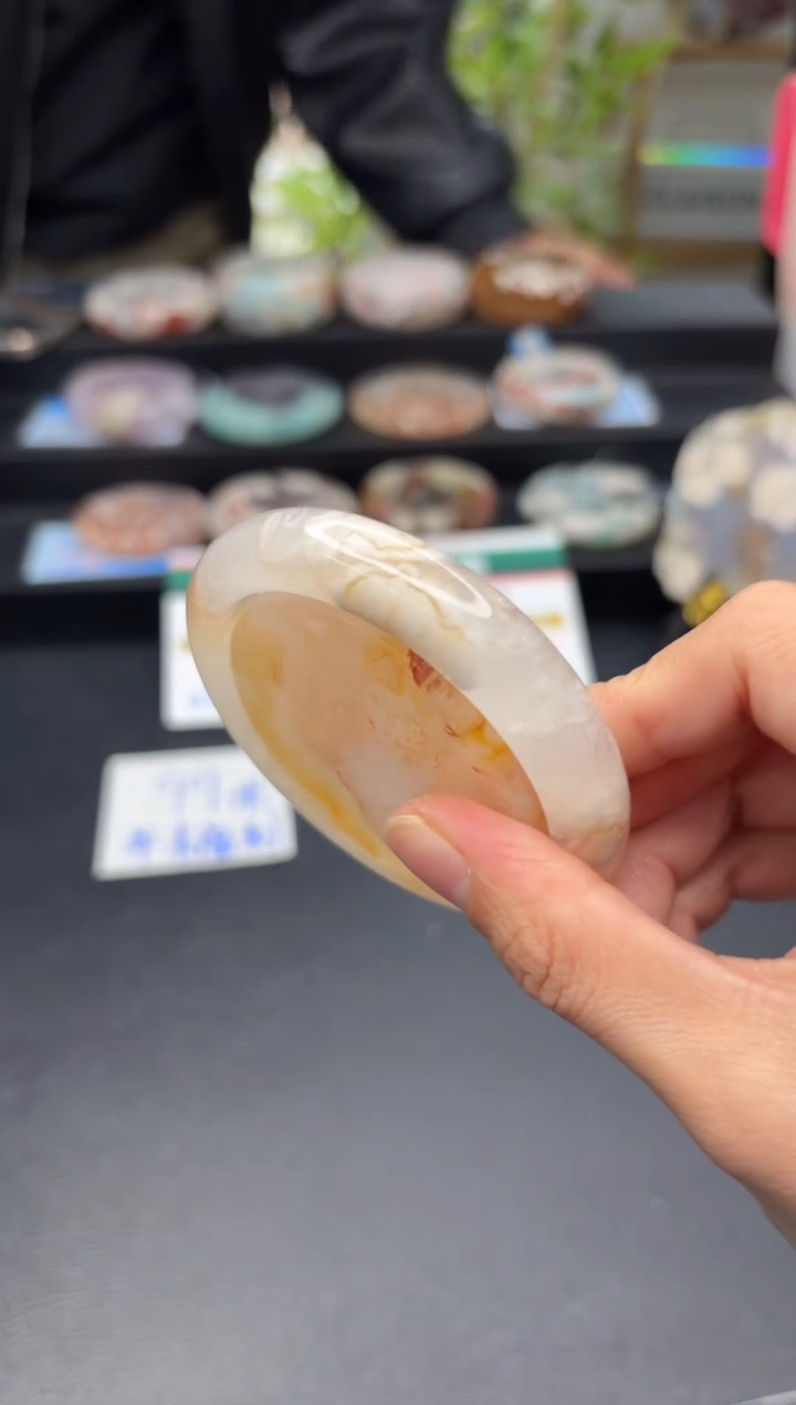 【闪购商品】石英质玉手镯未镶嵌C846(58圈赠送镯心)