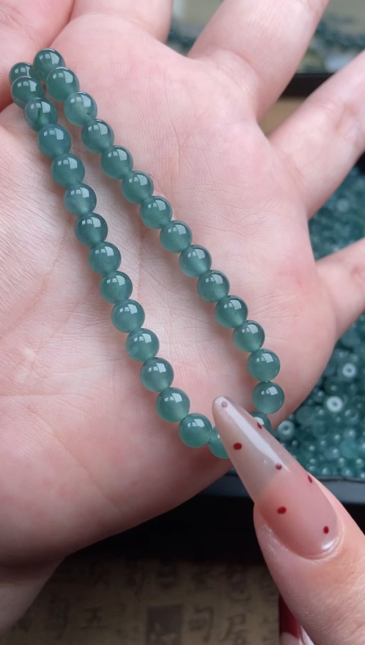 【闪购商品】翡翠手串未镶嵌多样性发货30颗卡6浅色