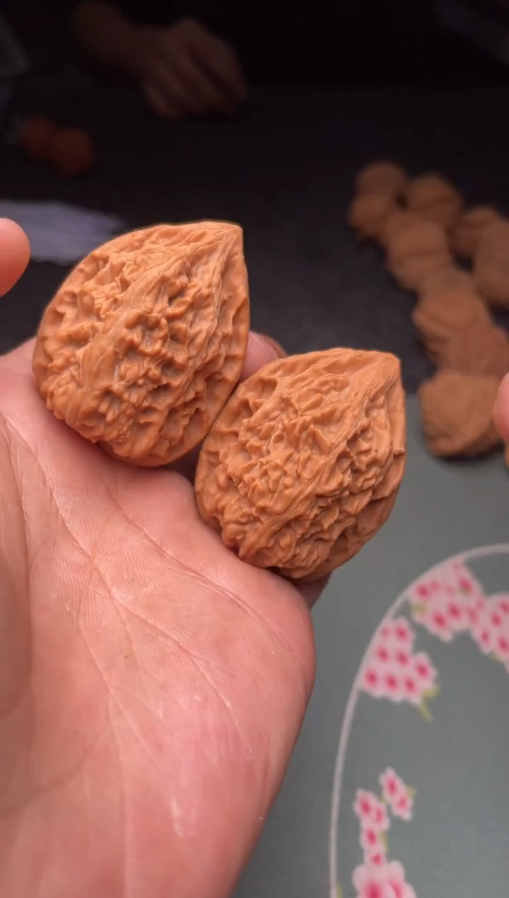 把件文玩核桃a255   鸡心  35尺