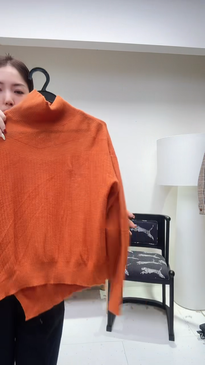 暖橘色经典百搭上衣