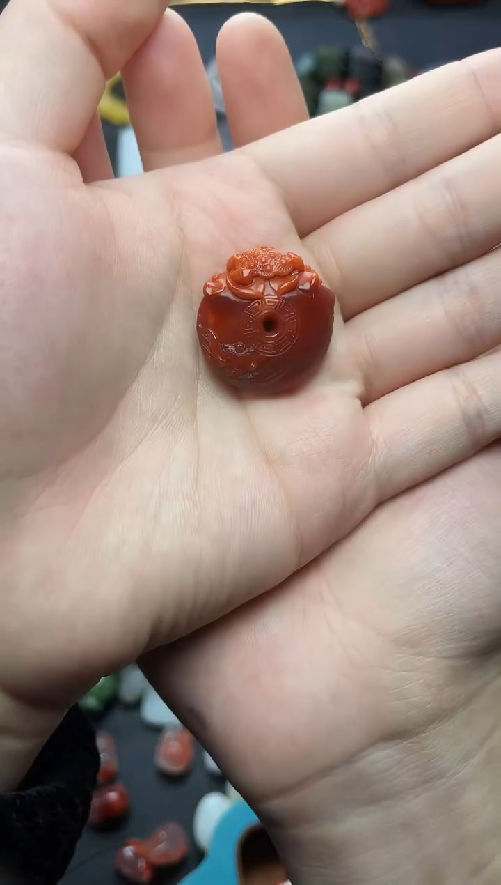 未镶嵌颈饰南红玛瑙平安扣06