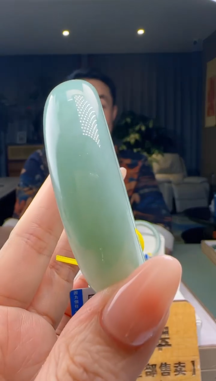 【闪购商品】翡翠手镯未镶嵌YJ@@960Q3J12274