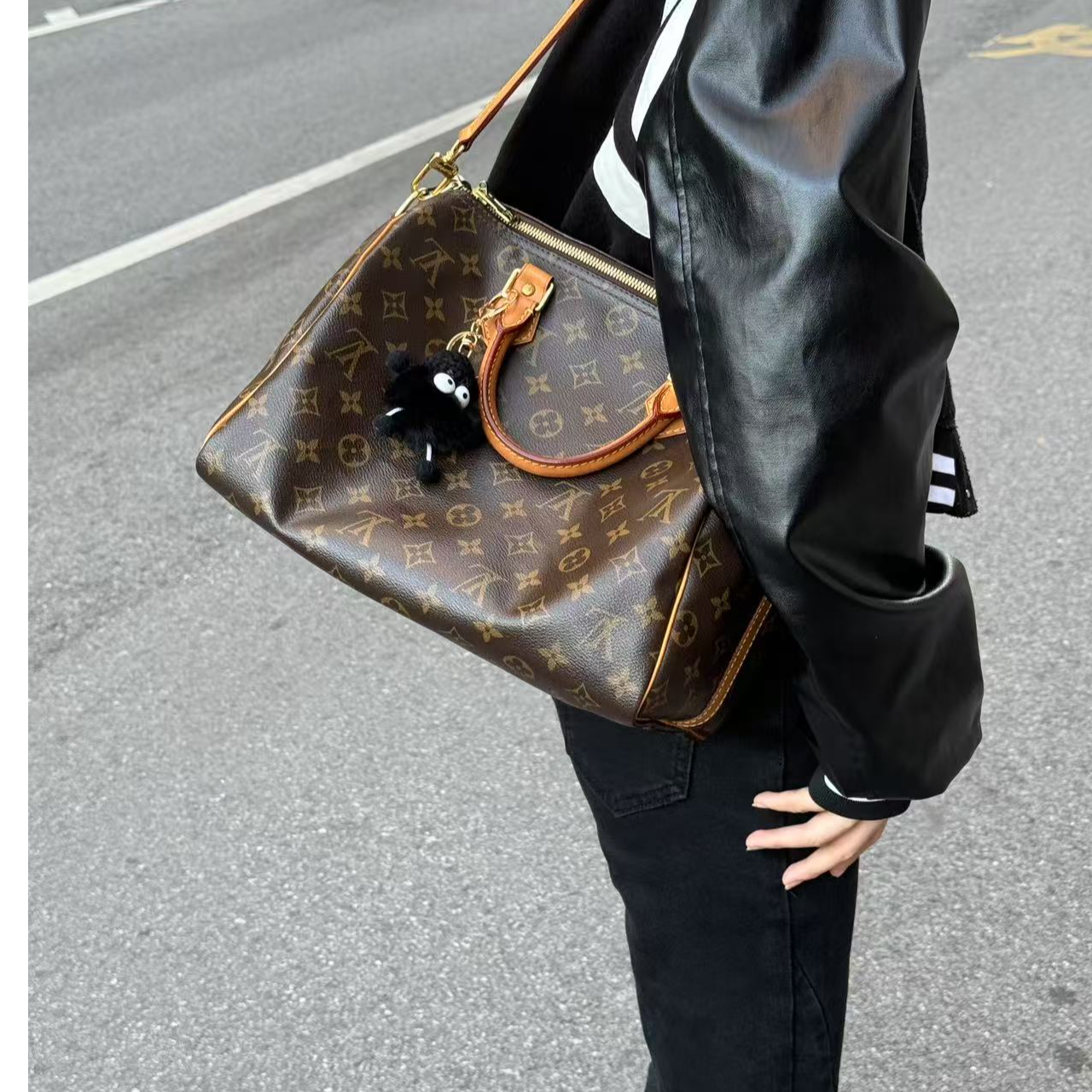 95新 LouisVuitton/路易威登 17744972 LVspeedy30肩带款 30*21 