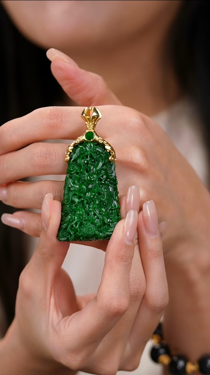 吊坠(赠链)未镶嵌翡翠吊坠94