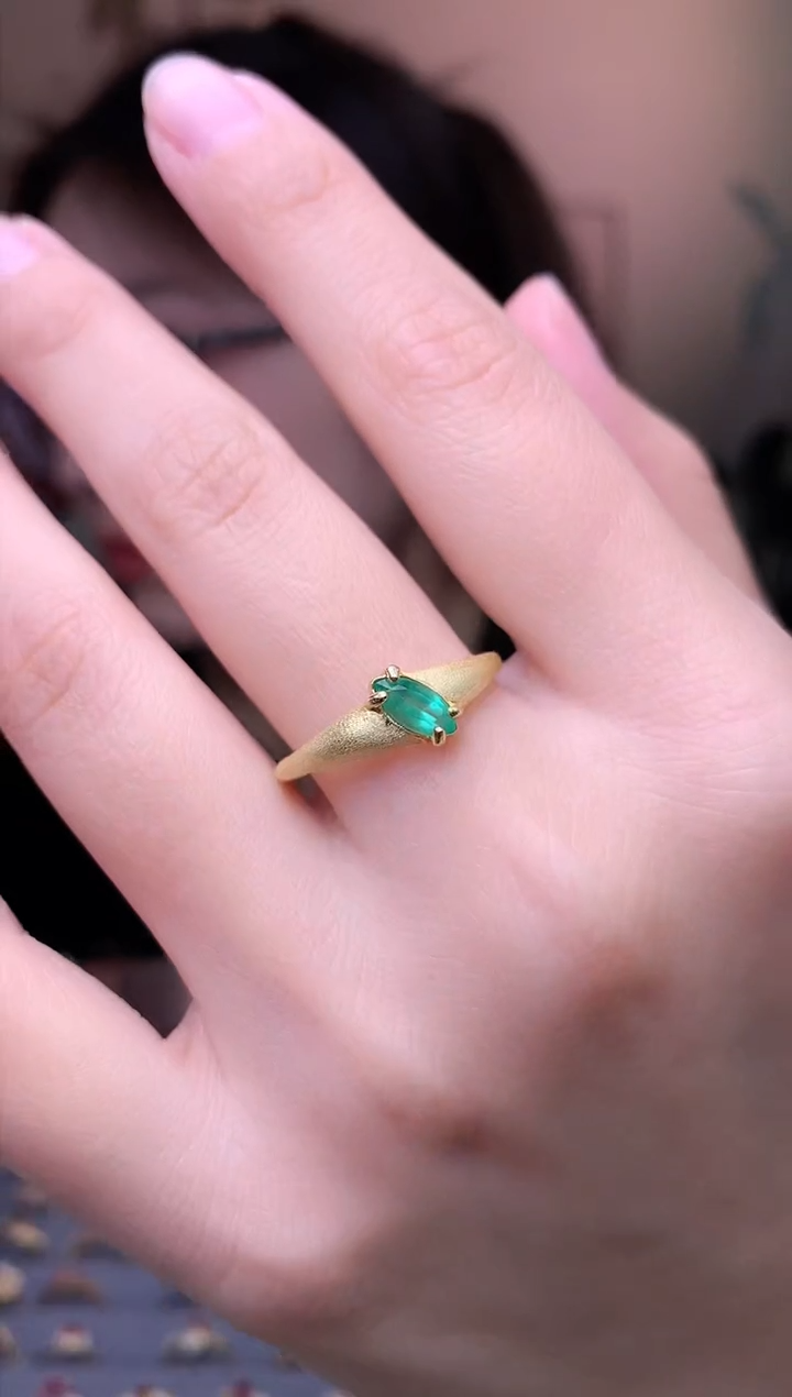 【闪购商品】祖母绿戒指银S925镶嵌戒指