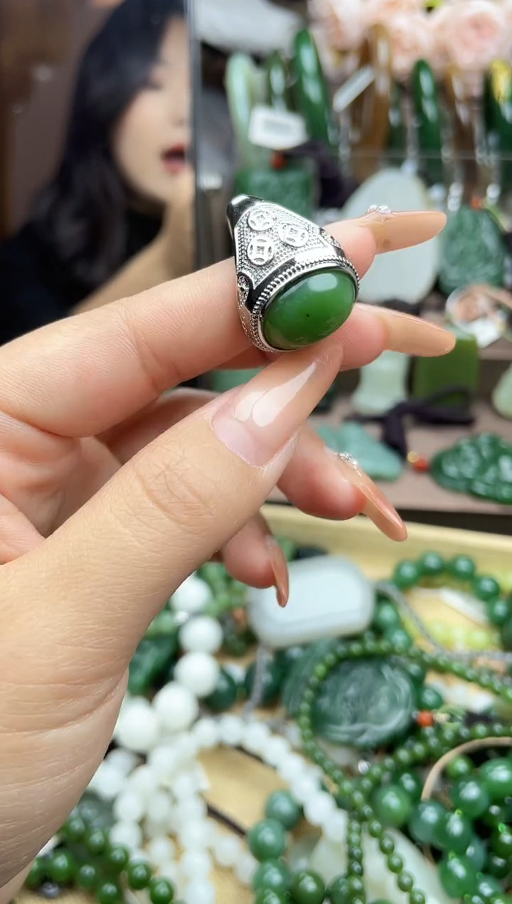 颈饰银S925镶嵌和田玉和田玉吊坠多样性拍一发一