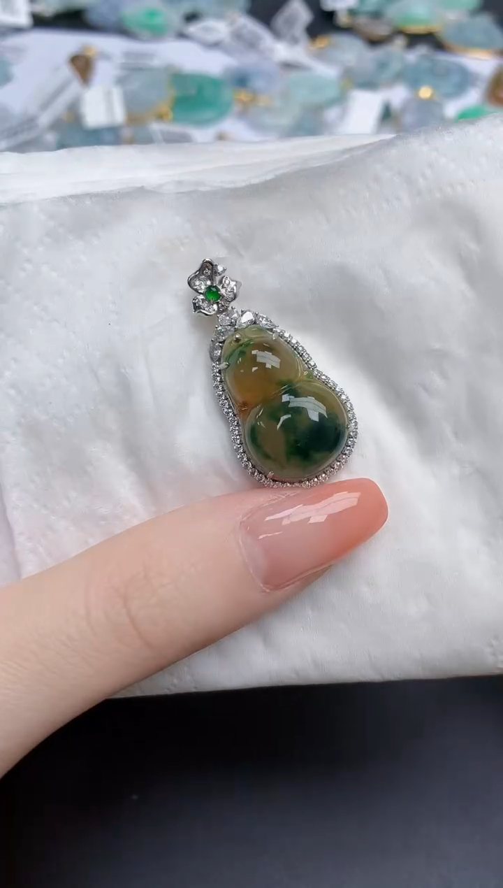 【闪购商品】翡翠颈饰18K金镶嵌天然缅甸翡翠A货