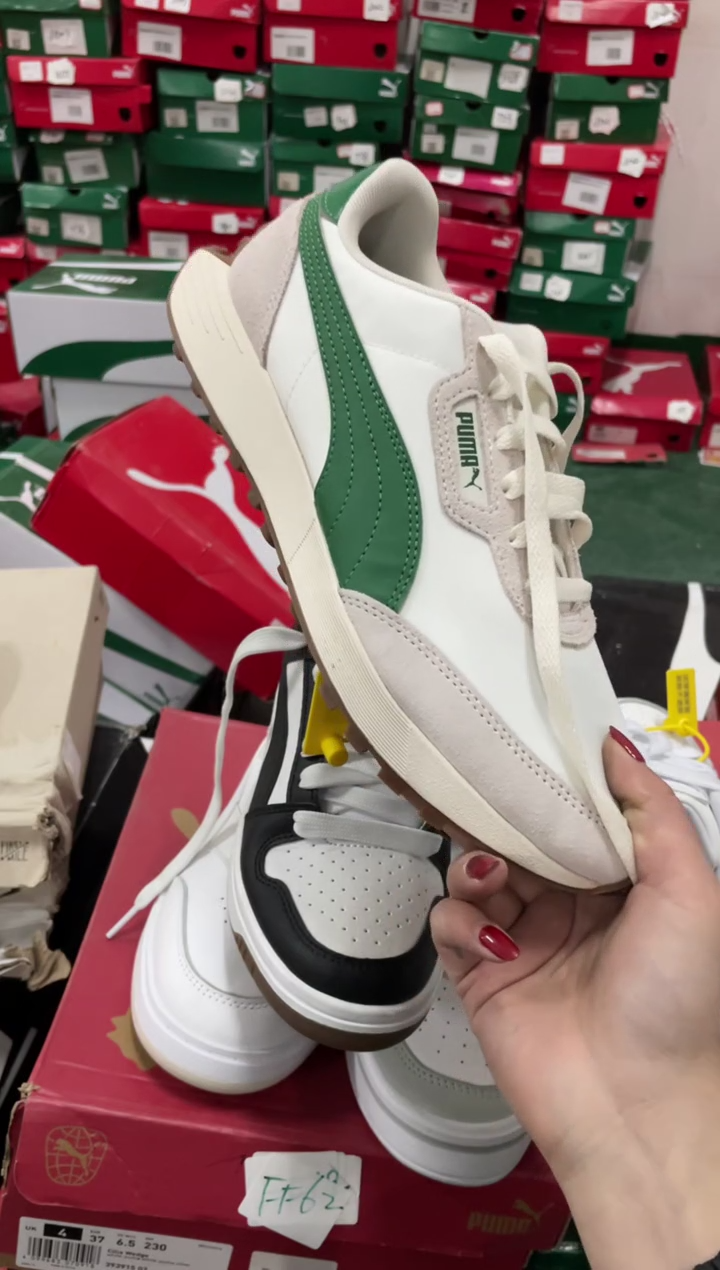 彪马时尚休闲运动鞋40M  KK52