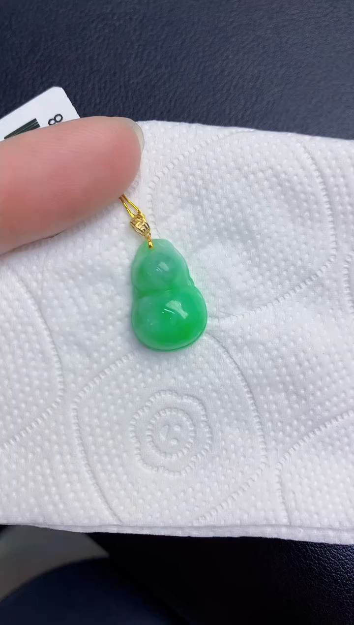 颈饰18K金镶嵌翡翠天然翡翠缅甸A货