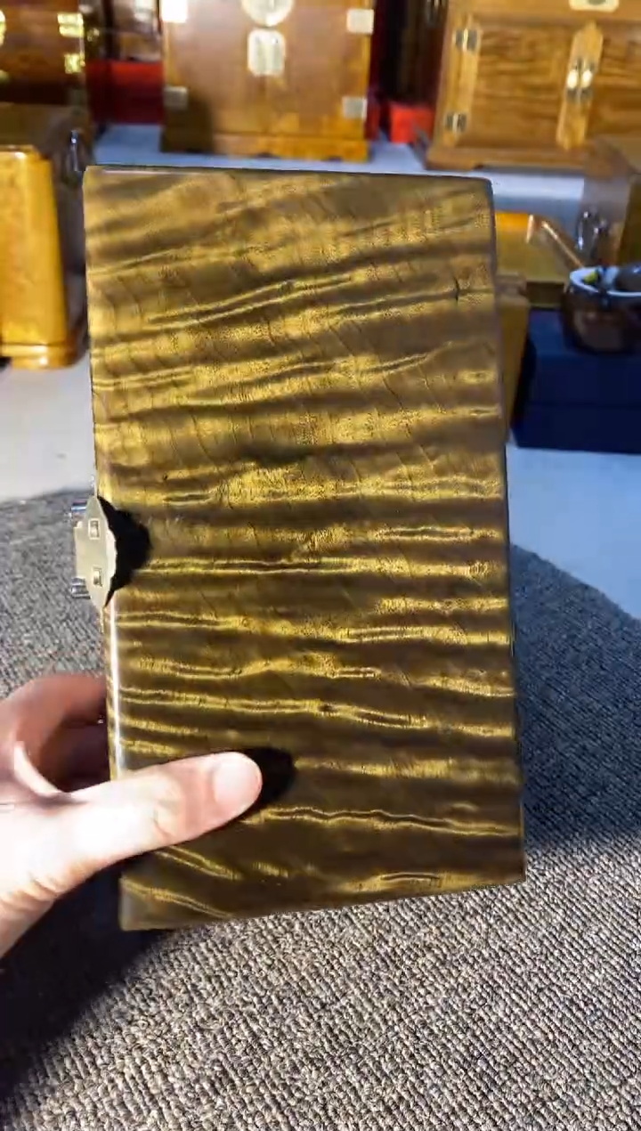 【闪购商品】金丝楠木艺阴沉首饰盒F9