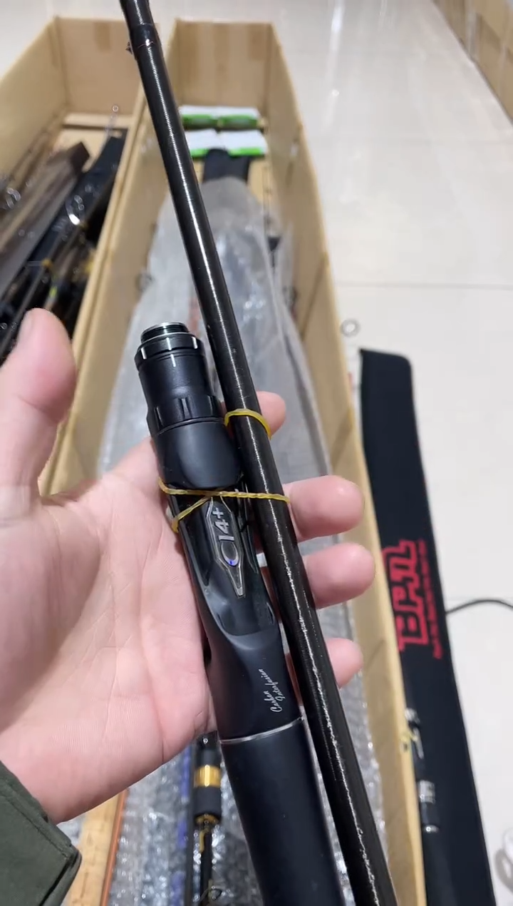 等****?大友日本二手渔具二店鱼竿