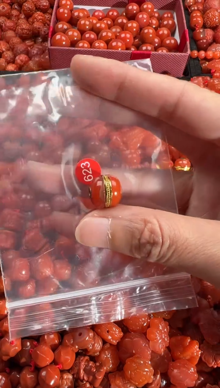 【闪购商品】南红玛瑙颈饰合金2