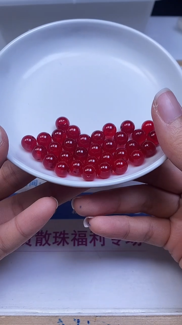 未镶嵌玛瑙手饰B557 鸽血红8mm10个9.8元