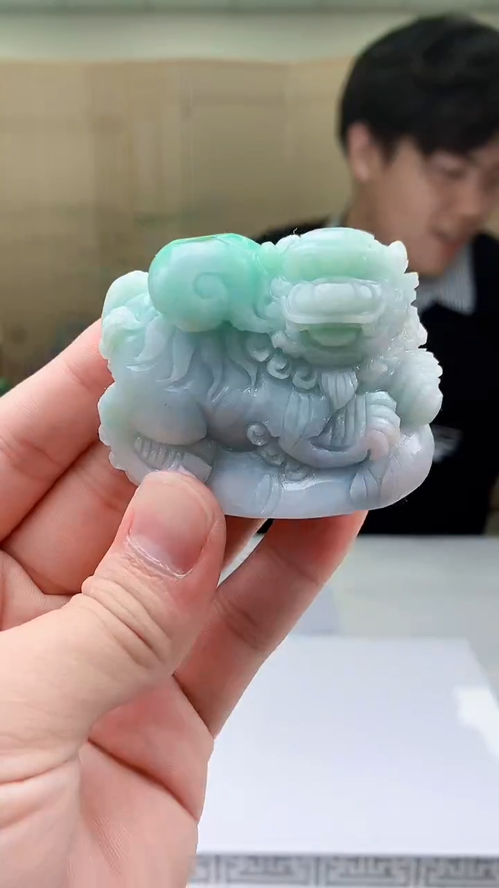 【闪购商品】定制翡翠未镶嵌5145bb-毛货挂件48赠底座