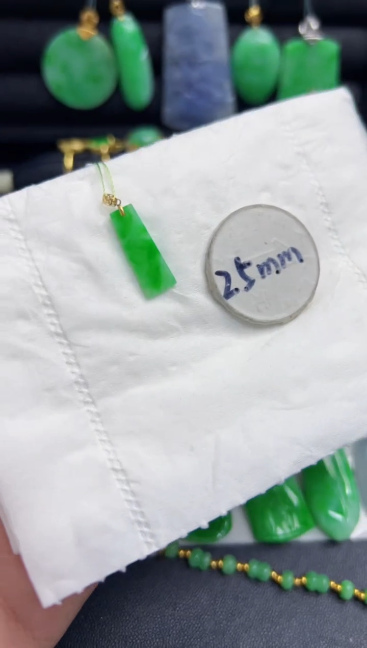 【闪购商品】翡翠颈饰18K金镶嵌Y缅料A货/支持复检/一件