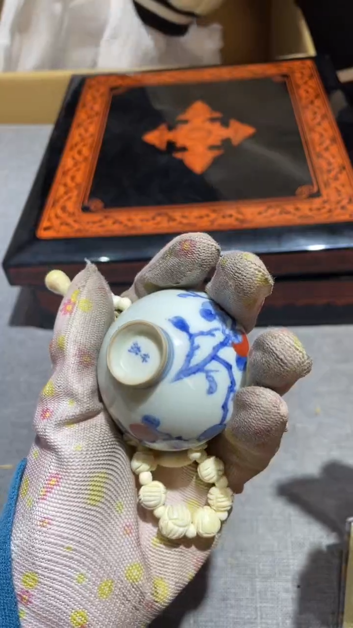 玻璃中**矩中规中矩